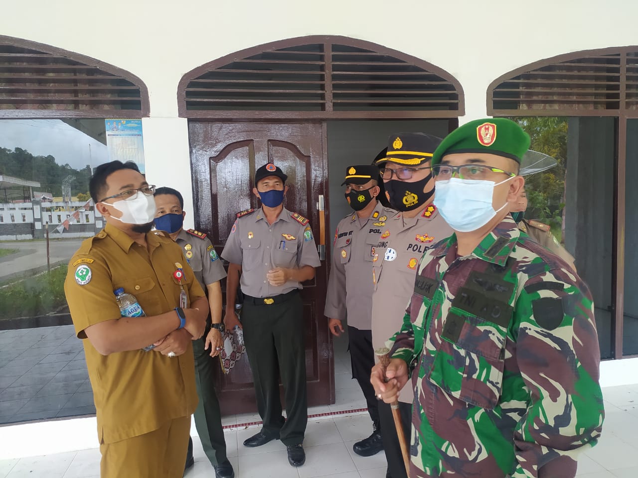 Komandan Kodim 0115/Simeulue Letkol Inf Yogi Bahtiar,S.Kom.M.B.A. bersama Kapolres Simeulue AKBP Agung Surya Prabowo, S.I.K. Tinjau RSUD Simeulue.