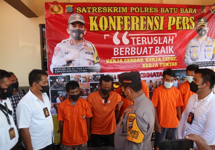 Kapolres Batu bara, AKBP Ikhwan Lubis, SH. MH mengingatkan kepada para Tersangka untuk bertobat dan tersulah berbuat baik.