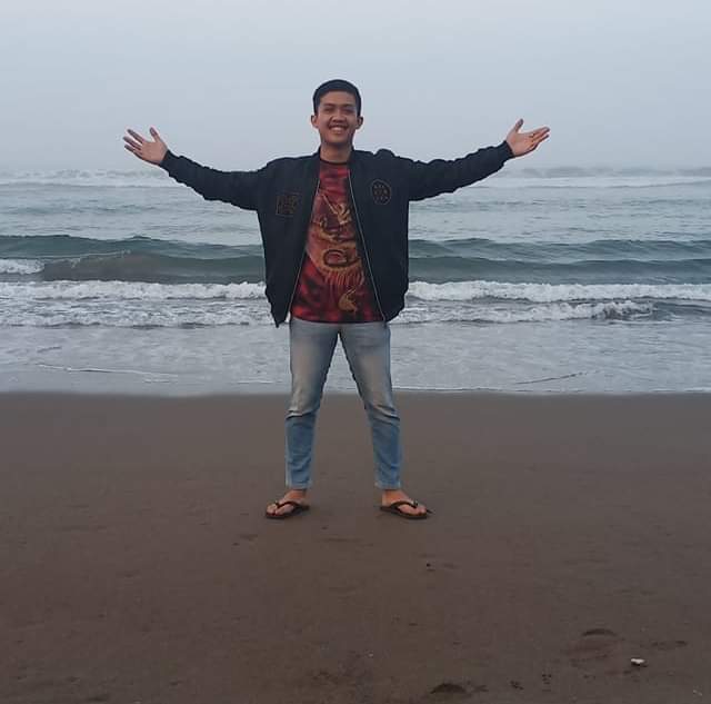 Tomi, pemuda asal Sidikalang Kabupaten Dairi merupakan 1 dari 25 ABK KM Hentri yang hilang di Laut Maluku, belum diketahui keberadaannya. (Dokumentasi keluarga korban)