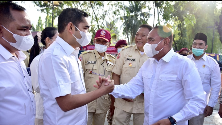 Gubernur Sumatera Utara (Sumut) Edy Rahmayadi menghadiri acara Hari Ulang Tahun ke-14 Partai Gerindra di Kantor DPD Gerindra Sumut Jalan Sudirman, Medan, Selasa (22/2/2022). Gubernur berharap kedepan Gerindra terus bersinergi dengan pemerintah untuk mewujudkan kesejahteraan rakyat.