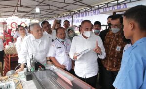 Gubernur Sumatera Utara (Sumut) Edy Rahmayadi meresmikan delapan Sekolah Menengah Kejuruan (SMK) Pusat Keunggulan Zona I Sumut di halaman SMK Negeri 3 Sibolga Jalan Tukka Sibuluan Raya, Kota Sibolga, Rabu (28/9).