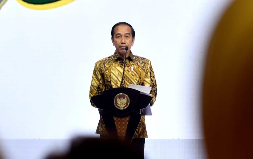 Presiden Jokowi menghadiri acara Puncak Peringatan HUT ke-58 Partai Golkar, di JIExpo, Kemayoran, Jakarta, Jumat (21/10/2022). (Foto: BPMI Setpres/Rusman)