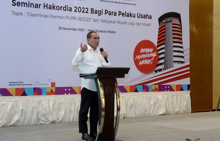 Gubernur Sumatera Utara (Sumut) Edy Rahmayadi menghadiri dan menjadi narasumber pada seminar Hari Antikorupsi Sedunia (Hakordia) 2022 bagi para pelaku usaha di Ballroom Hotel Aryaduta Jalan Kapten Maulana Lubis Medan, Rabu (30/11).