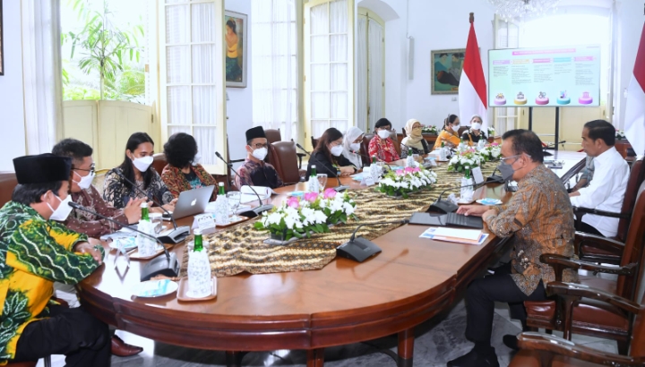 Presiden Jokowi menerima Komnas Perempuan, di Istana Kepresidenan Bogor, Jabar, Senin (27/02/2023) (Foto: BPMI Setpres)