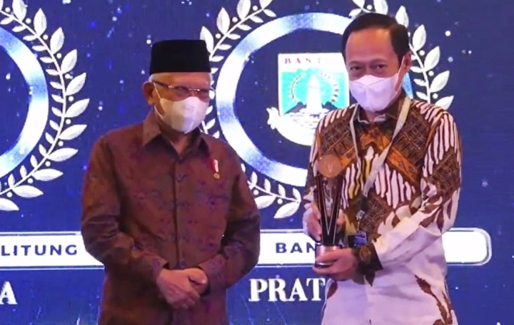 Pemerintah Provinsi (Pemprov) Sumatera Utara (Sumut) meraih peringkat pratama anugerah Komisi Pengawas Persaingan Usaha (KPPU) Award tahun 2023, kategori persaingan usaha tingkat daerah. Anugerah tersebut diserahkan langsung Wakil Presiden (Wapres) Republik Indonesia Ma’ruf Amin kepada Sekretaris Daerah Provinsi (Sekdaprov) Sumut Arief S Trinugroho, di Grand Ballroom Hotel Indonesia, Jakarta, Kamis (16/2).