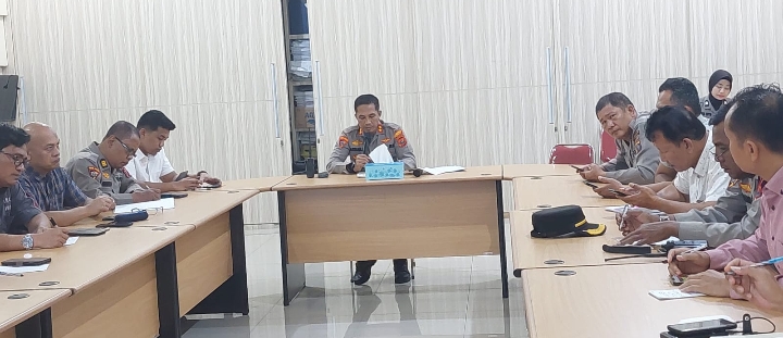 Kabag Ops Polrestabes Medan, AKBP Arman Muis pimpin anev di Polrestabes Medan. (Foto/ist)