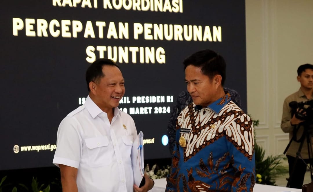 Penjabat (Pj) Gubernur Sumatera Utara (Sumut) Hassanudin mengikuti rapat evaluasi pencapaian target prevalensi stunting bersama Tim Percepatan Penurunan Stunting (TPPS) yang dipimpin Wakil Presiden Ma’ruf Amin, di Istana Wapres, Jakarta, Selasa (19/3).