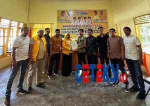 Tim Pemenangan Atika menyerahkan Formulur Balon Kepala Daerah di Kantor DPC Partai Golkar Madina