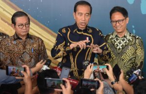 Presiden Jokowi memberikan keterangan pers usai membuka Rakerkesnas Tahun 2024, di ICE BSD, Tangerang, Banten, Rabu (24/04/2024). (Foto: Humas Setkab/Rahmat)