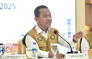 Menteri ESDM Bahlil Lahadalia resmi menutup Posko Nasional Natal 2024 dan Tahun Baru 2025 (Nataru) pada Selasa (7/1).