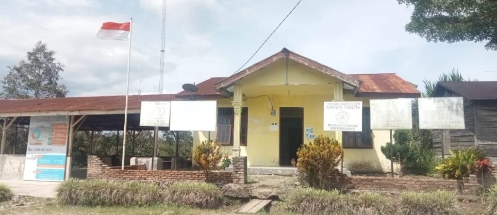 Kantor Desa Parbuluan VI kecamatan Parbuluan Kabupaten Dairi. (DETEKSI.co/Parulian Phsp Nainggolan)