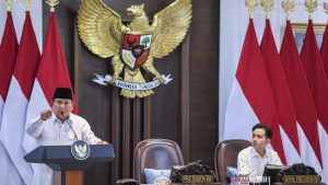 Presiden RI Prabowo Subianto dijadwalkan menggelar Sidang Kabinet Paripurna memaparkan pencapapian tepat satu tahun pemerintahannya, Senin (20/10). ANTARA FOTO/GALIH PRADIPTA