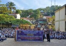 Satuan Lalu Lintas Polres Sibolga Gelar Police Goes To School di SMPN 2 Sibolga