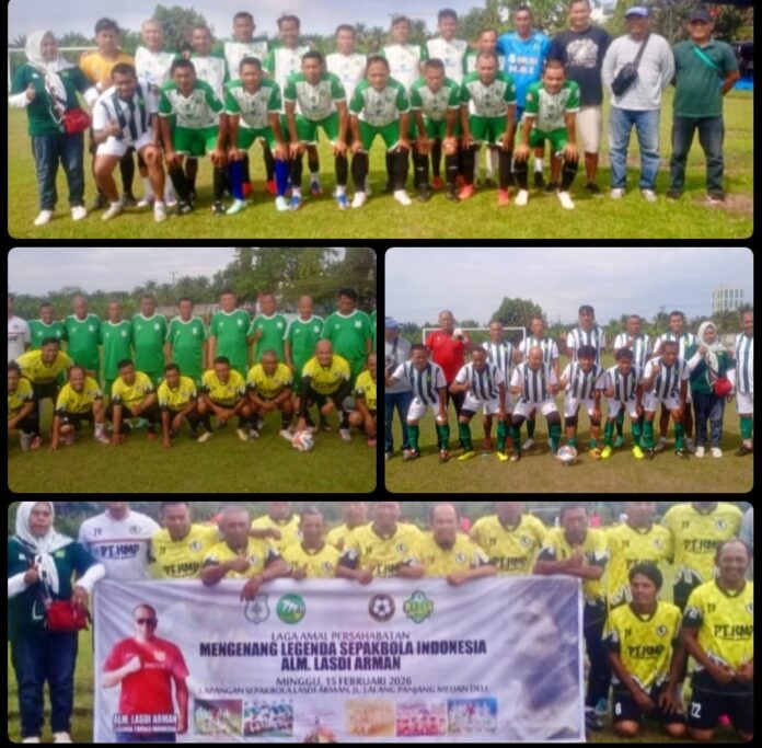 Para pemain legendaris PSMS, Medan Jaya, Lasuma FC, dan Mabar Putra FC berfoto bersama usai laga silaturahmi menyambut Ramadan 1446 H di Medan, Minggu (15/2/2026)