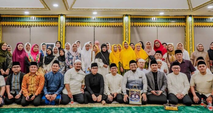 Ramadan menjadi tema utama ceramah yang dihadiri Wali Kota Medan Rico Tri Putra Bayu Waas, Wakil Wali Kota Zakiyuddin Harahap, pimpinan perangkat daerah, serta masyarakat Kecamatan Medan Maimun.