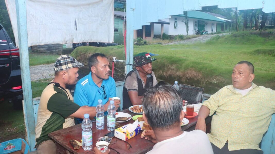 Serap langsung aspirasi warga, Bupati Dairi, Vikner Sinaga berkunjung ke Desa Lae Ambat Kecamatan Silima Punggapungga, Sabtu (28/3/2026). (Istimewa/Diskominfo)