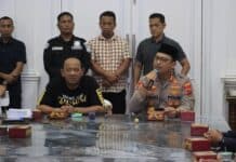 Kapolres Langkat Bersama Forkopimda, Damaikan Kasus Saling Lapor