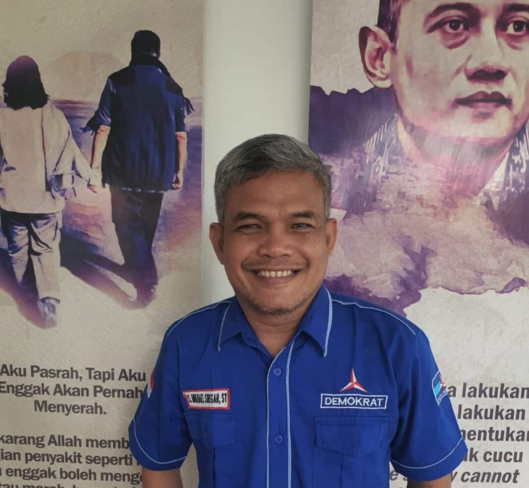 Mikhel Siregar