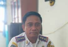 Intan Sipangkar Mengelola Usaha di Lahan Kewenangan BWSS, Laspayer Sipayung Siap Mundur Dari Kadishub Bila Tidak Dibongkar Kadishub Kabupaten Samosir Laspayer Sipayung saat diwawancarai wartawan di ruang kerjanya terkait lahan yang dikelola dari Intan Sipangkar di dermaga Pasir Putih Parbaba (DETEKSI.co/Ist)