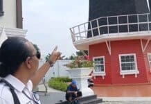 Perumahan Bergaya Belanda di Deli Serdang Viral, Jadi Wisata Dadakan Perumahan Suryamas Liandra City di Deli Serdang viral karena desain rumah bergaya Belanda. Setiap hari ratusan warga datang untuk berfoto dan menikmati suasana estetik.