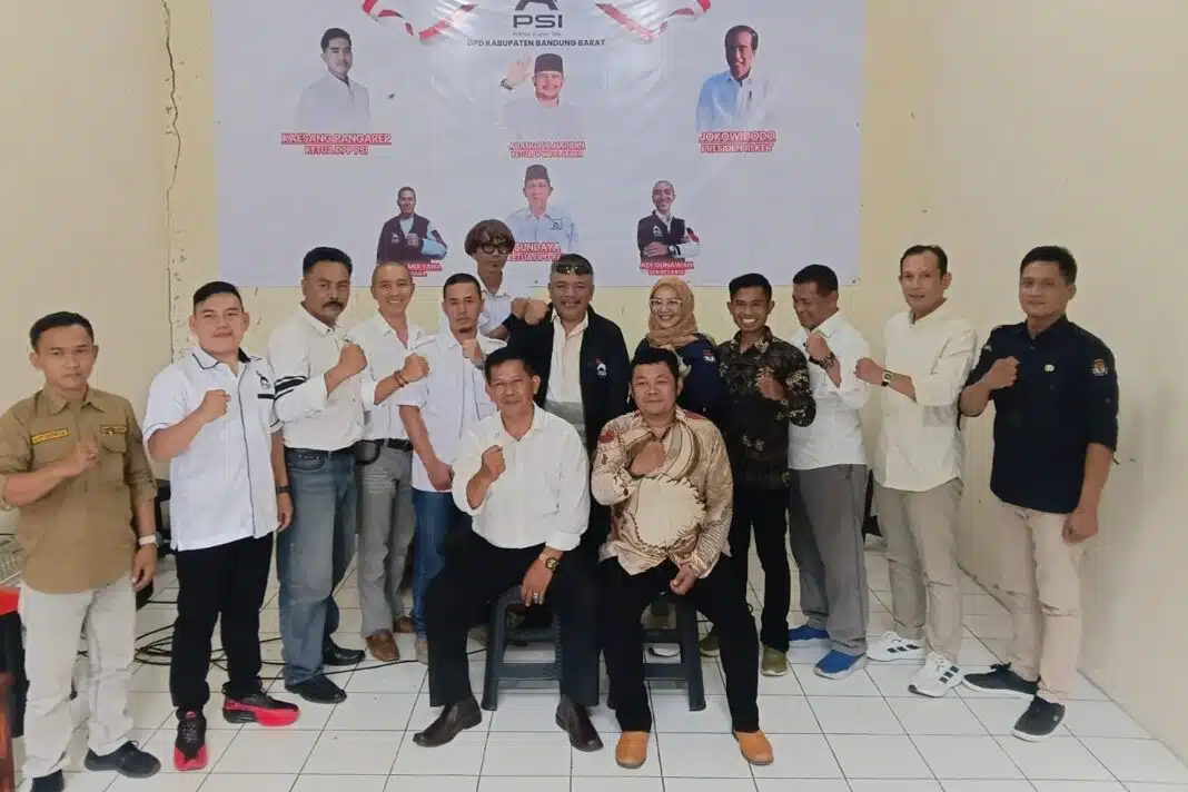 DPD Partai Solidaritas Indonesia (PSI) Kabupaten Bandung Barat mulai mematangkan persiapan menghadapi Pemilu 2029. dengan melakukan verifikasi administrasi, sosialisasi, dan konsolidasi politik bersama KPUD Bandung Barat di Sekretariat DPD PSI, Kecamatan Cikalongwetan, Selasa (26/5/2026).