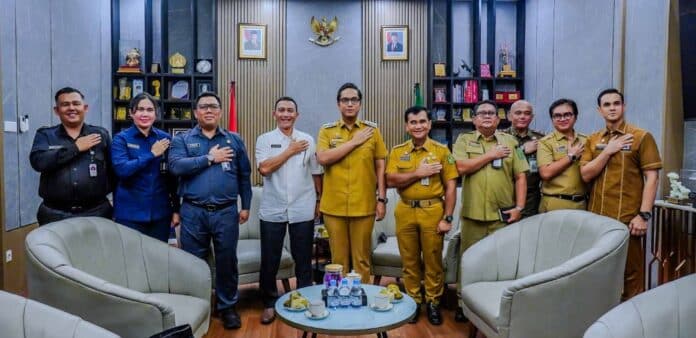 Wali Kota Medan Rico Tri Putra Bayu Waas menerima kunjungan peserta didik Sespimmen Polri Dikreg ke-66 Tahun 2026 di Rumah Dinas Wali Kota Medan, Selasa (19/5/2026).