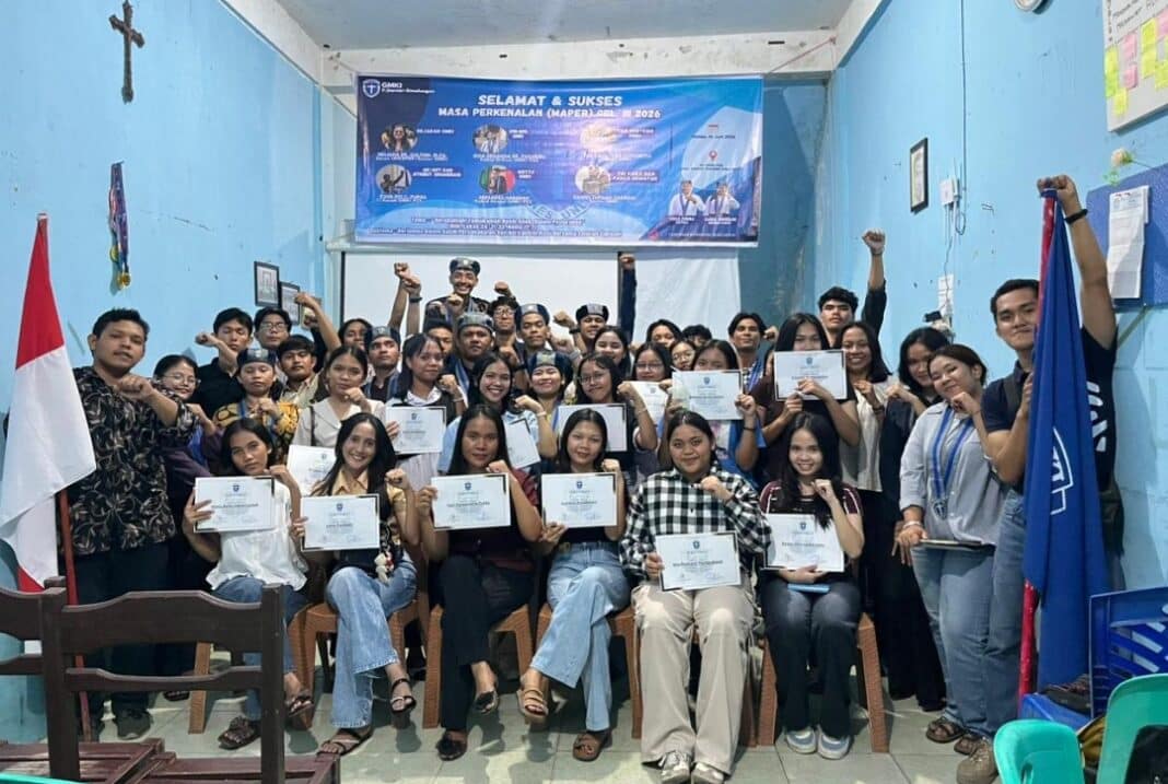 Peserta mengikuti kegiatan Masa Perkenalan (MAPER) GMKI Cabang Pematangsiantar-Simalungun di Student Center GMKI, Selasa (16/6/2026). Kegiatan ini menjadi bagian dari proses kaderisasi dan pengesahan anggota baru GMKI yang siap melayani di gereja, perguruan tinggi, dan masyarakat.