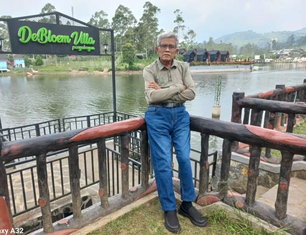 Wilmar Eliaser Simandjorang (Penggiat Lingkungan Berbasis Budaya)