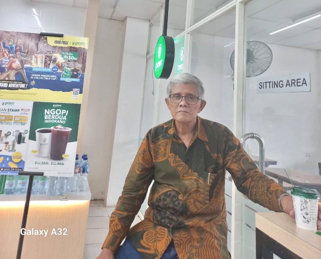Penggiat Lingkungan Berbasis Budaya, Wilmar Eliaser Simandjorang.