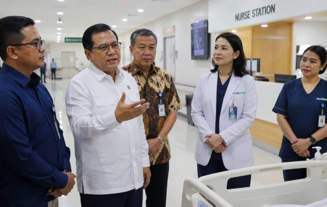 Anggota BURT DPR RI Ateng Sutisna meninjau fasilitas RS Siloam Balikpapan untuk memastikan kesiapan pelayanan kesehatan yang profesional, setara, dan berkualitas bagi masyarakat maupun anggota DPR RI yang bertugas di daerah. (Foto Ilustrasi)