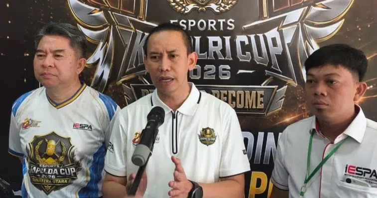 Peserta Esports Kapolda Cup 2026 mengikuti pertandingan Mobile Legends di Mapolda Sumut. Turnamen yang diikuti 25 tim juara Polres se-Sumatera Utara ini digelar sebagai upaya Polda Sumut membina generasi muda melalui kegiatan positif dan menjaring atlet esports berprestasi. (Foto Dok. Humas Polda Sumut)