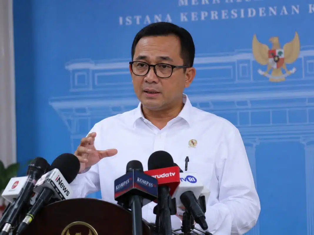 Menteri Sekretaris Negara Prasetyo Hadi menegaskan pemerintah menghormati proses hukum terkait polemik penggeledahan yang dikaitkan dengan Jampidsus Kejaksaan Agung serta mengajak semua pihak menjunjung tinggi asas praduga tak bersalah. (Foto Ilustrasi Dok AI)