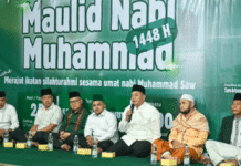 Maulid Nabi, Pemprov Sumut Dorong Pemuda Perkuat Kolaborasi Pj Sekdaprov Sumut Timur Tumanggor menghadiri peringatan Maulid Nabi Muhammad SAW 1448 H yang digelar IPA, IGDA dan Isarah Sumut di Aula Kantor Kesekretariatan Al-Washliyah, Jalan SM Raja, Medan, Selasa (25/8/2026) malam. (Foto Dok. Kominfo Sumut)
