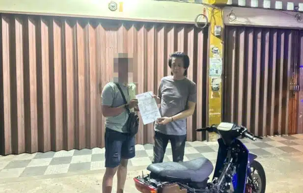 Personel Operasi Jaran Siginjai 2026 Polda Jambi melakukan patroli dan pemeriksaan kendaraan di kawasan Simpang Gado-Gado, Kecamatan Selincah, Jambi. (Foto Dok. Bid. Humas Polda Jambi)