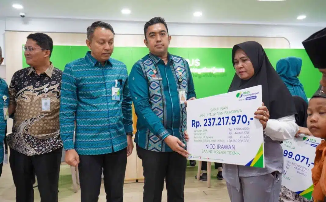 Wali Kota Medan Rico Waas melalui Pj Sekda Medan Erfin Fachrurrazi mendorong penguatan sinergi Pemko Medan dan BPJS Ketenagakerjaan untuk memperluas perlindungan pekerja, termasuk pekerja informal.